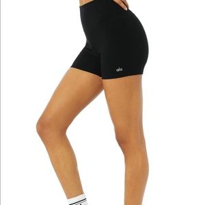 Alo yoga high waisted biker short xxs brand new